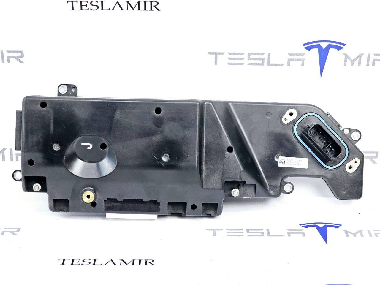 Контроллер основной батареи BMS Tesla Model 3 1 поколение 2021, 1106394-31 - фото №1