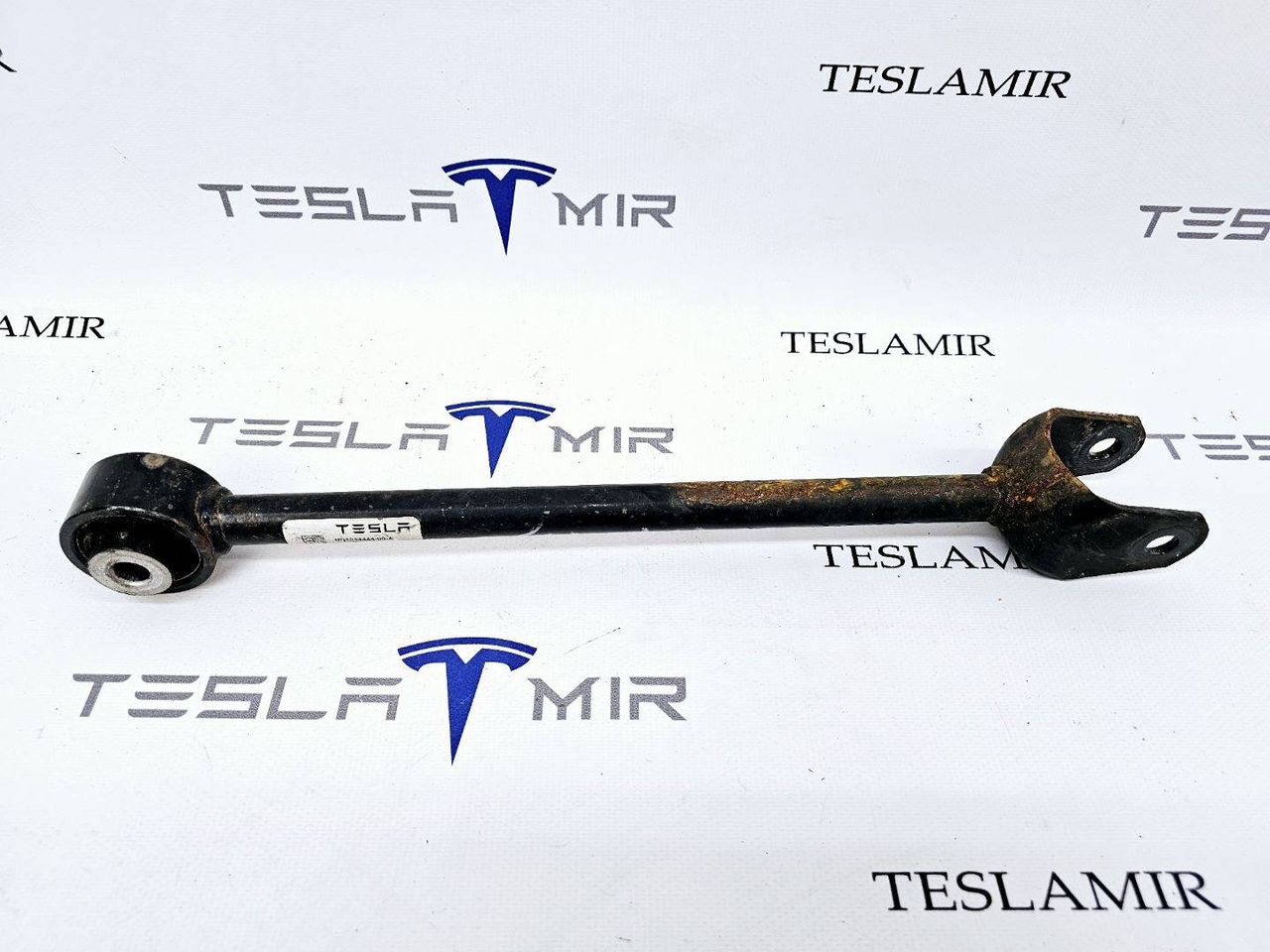 рычаг задний нижний Tesla Model 3 1 поколение 2019, 1044441-00, 1044444-00 - фото №1