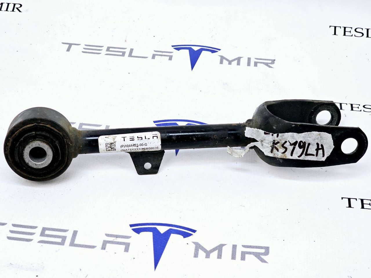 рычаг задний Tesla Model 3 1 поколение 2019, 1188423-00, 1044423-00 - фото №1