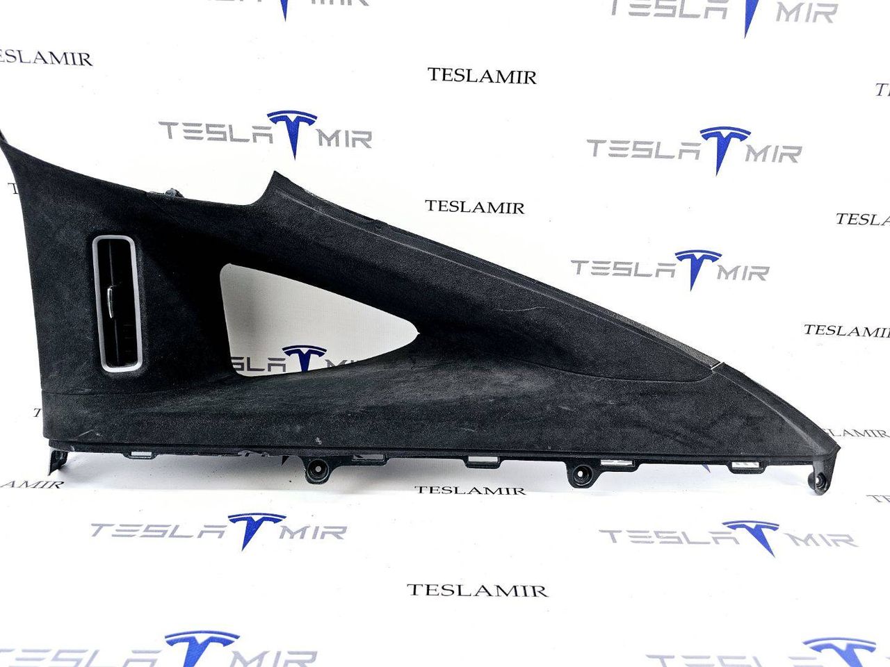 Накладка стойки С внутренняя правая верхняя Tesla Model X 1 поколение 2018, 1035960-00, 1035960-16 - фото №1