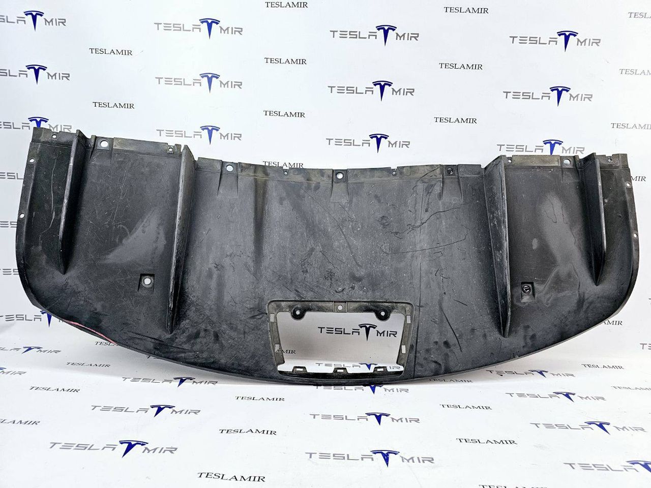 защита бампера заднего Tesla Model X 1 поколение 2018, 1058356-00 - фото №1
