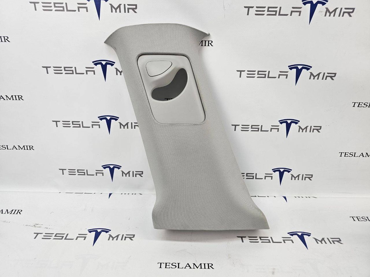 Накладка стойки B внутренняя Tesla Model Y 1 поколение 2021, 1494606-00 - фото №1