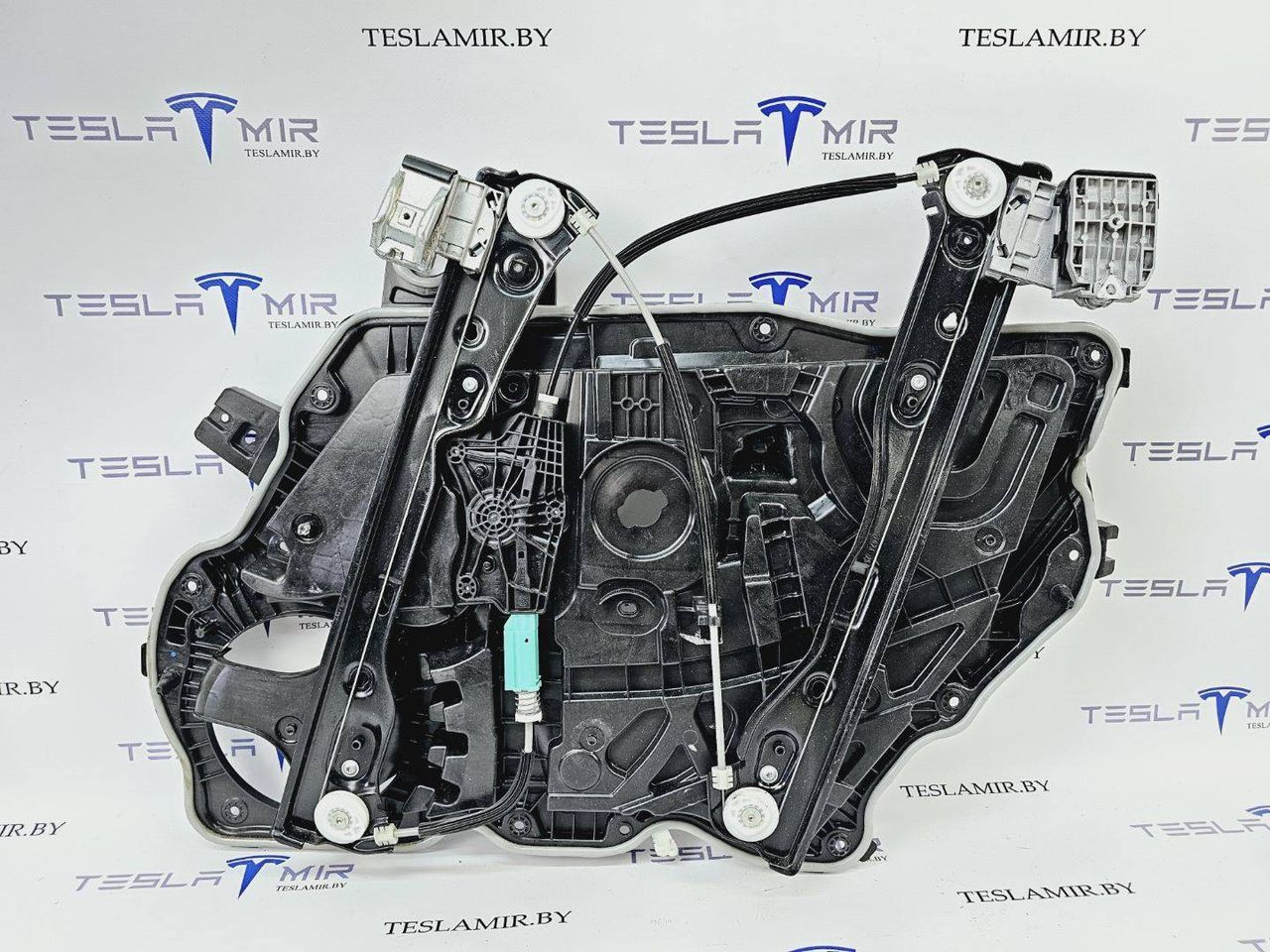 стеклоподъемник передний левый Tesla Model Y 1 поколение 2022, 1526804-00, 1495510-00 - фото №1