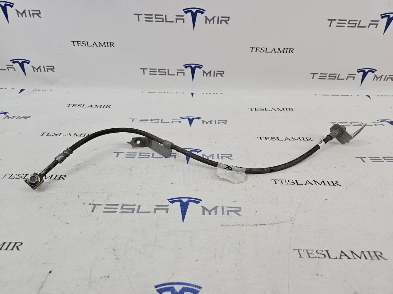 шланг тормозной Tesla Model Y 1 поколение 2022, 2288721-00 - фото №1