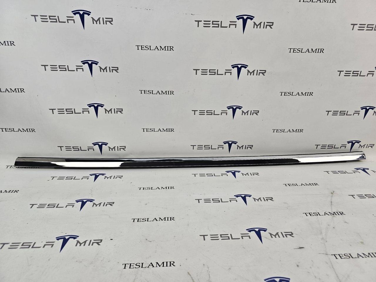 Молдинг двери (хром) задний левый Tesla Model X 1 поколение 2018, 1098685-00 - фото №1
