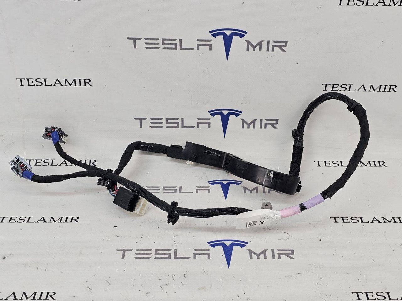 Электропроводка двери задняя левая Tesla Model X 1 поколение 2018, 1063405-00 - фото №1