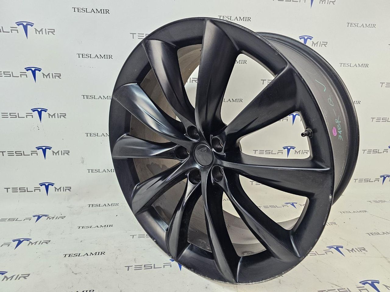 диск литой Tesla Model X 1 поколение 2018, 102724700, 102724701 - фото №1