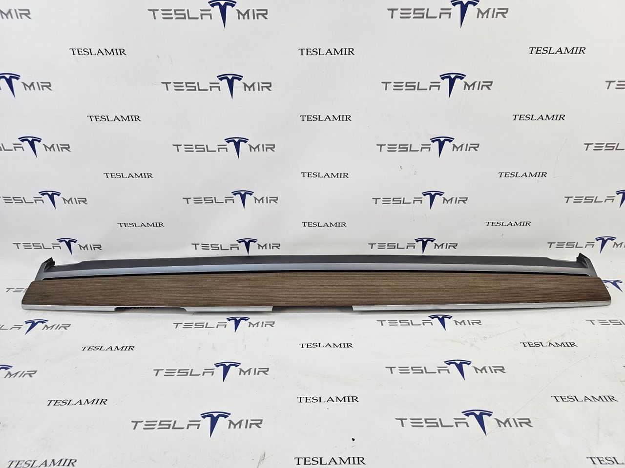 Декоративная накладка центральной консоли Tesla Model 3 1 поколение 2023, 1619569-00, 2019482, 2267326X, 2267326, 2019482X - фото №1