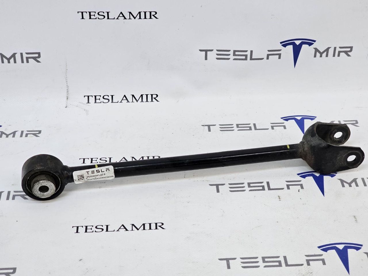 Рычаг схождения задний поперечный Tesla Model 3 1 поколение 2023, 1044441-00, 1044444-00 - фото №1