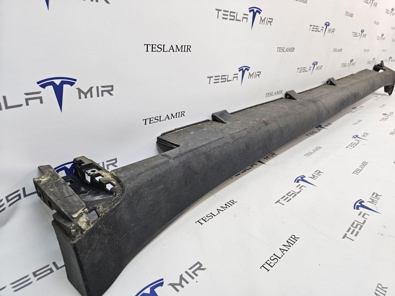 накладка на порог Tesla Model X 1 поколение 2018, 1034218-00 - фото №1