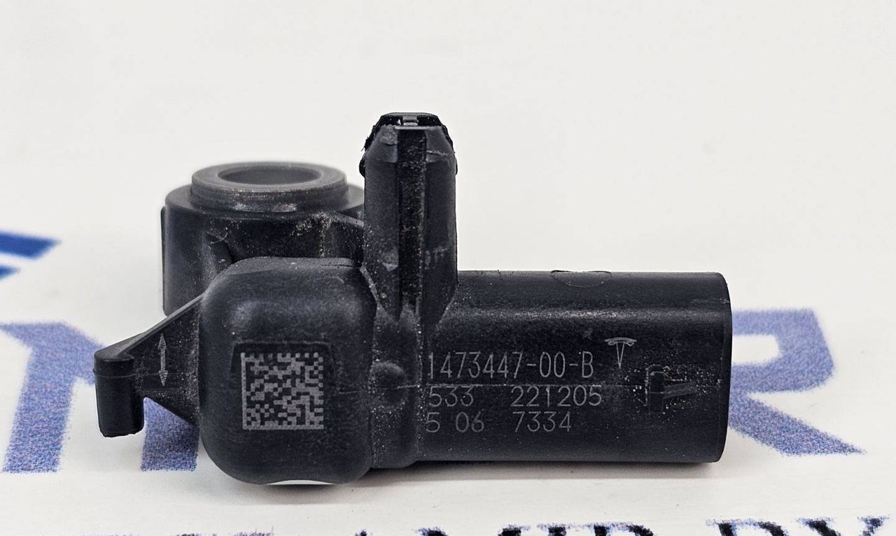 датчик удара Tesla Model 3 2 поколение 2024, 1473447-00 - фото №1