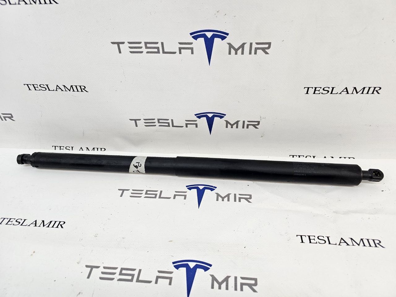 амортизатор крышки багажника (3-5 двери) Tesla Model Y 1 поколение 2024, 1500602-00 - фото №1