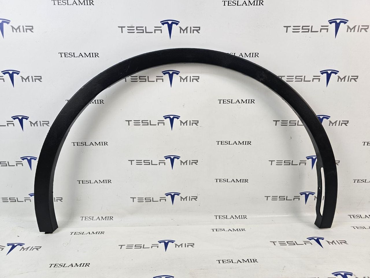 молдинг крыла Tesla Model Y 1 поколение 2024, 1494186-00, 1494162-00 - фото №1