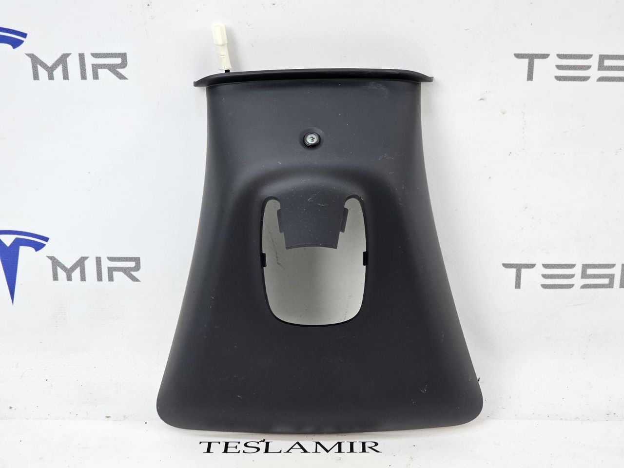 Камера салона + накладка на зеркало Tesla Model Y 1 поколение 2024, 1970932-00, 1783798-00, 1948005-00 - фото №1