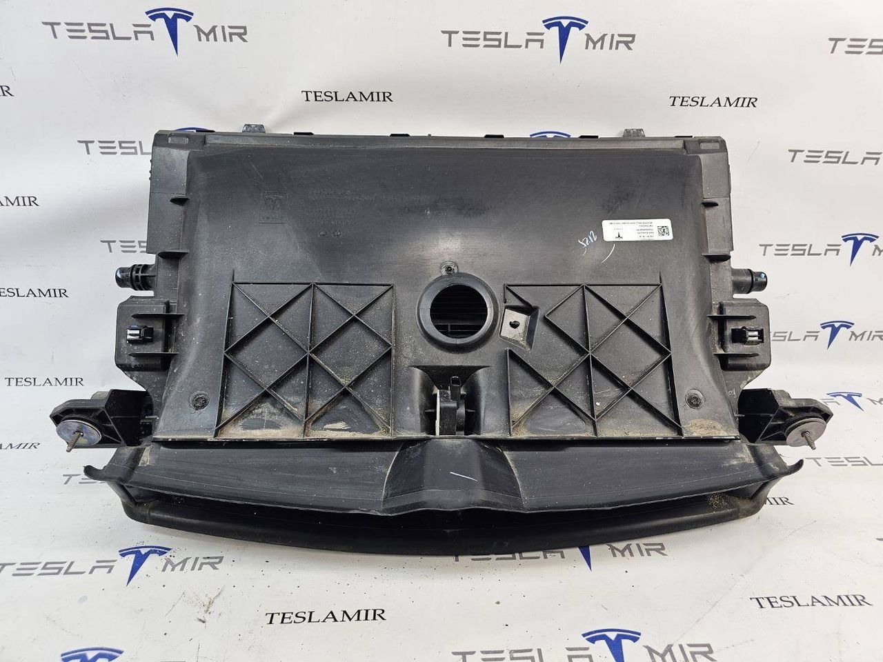 кассета радиаторов Tesla Model 3 2 поколение 2024, 1559787-00, 1559793-00, 1103545-00, 149417900 - фото №1