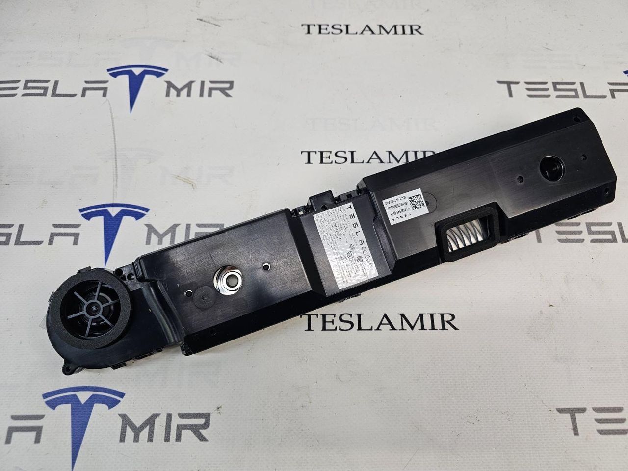 антенна Tesla Model Y 1 поколение 2025, 2022949-00 - фото №1