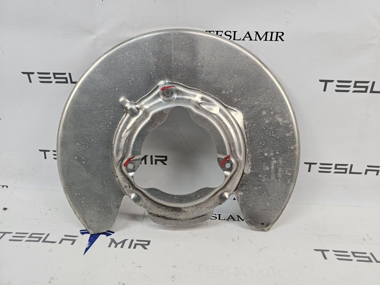 защитный кожух тормозного механизма Tesla Model Y 1 поколение 2025, 2188652-00 - фото №1