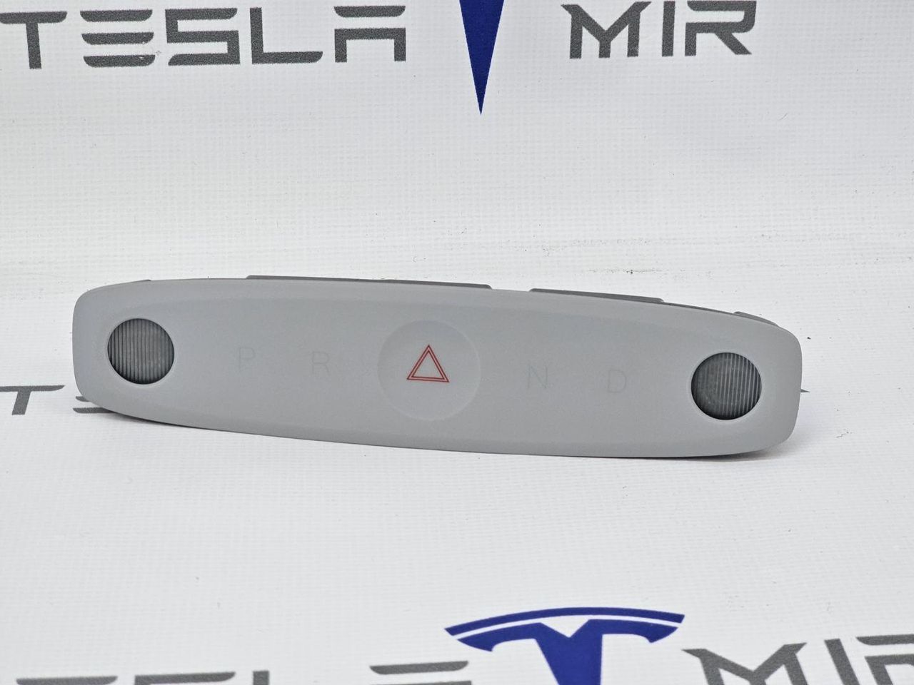 фонарь салона (плафон) Tesla Model 3 2 поколение 2024, 173929300, 1739293-00-G - фото №1