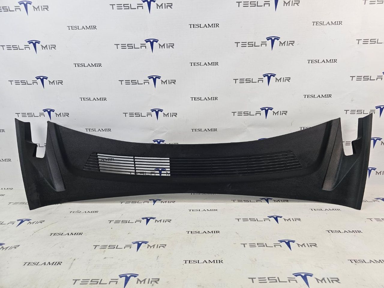 дождевик Tesla Model 3 2 поколение 2025, 1694501-00, 1694502-00 - фото №1