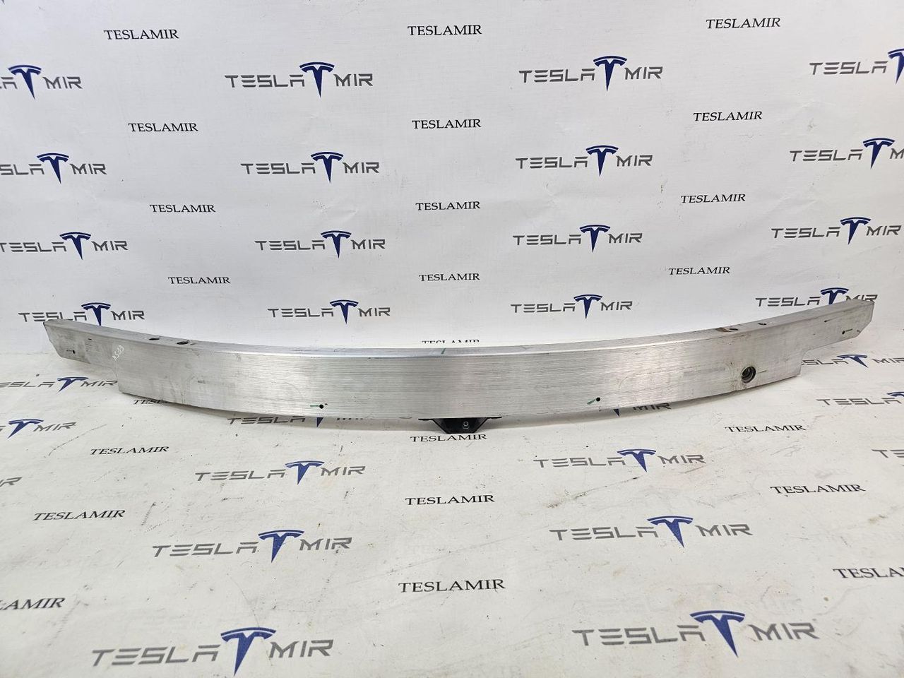 усилитель бампера переднего Tesla Model 3 2 поколение 2025, 1741047-00 - фото №1