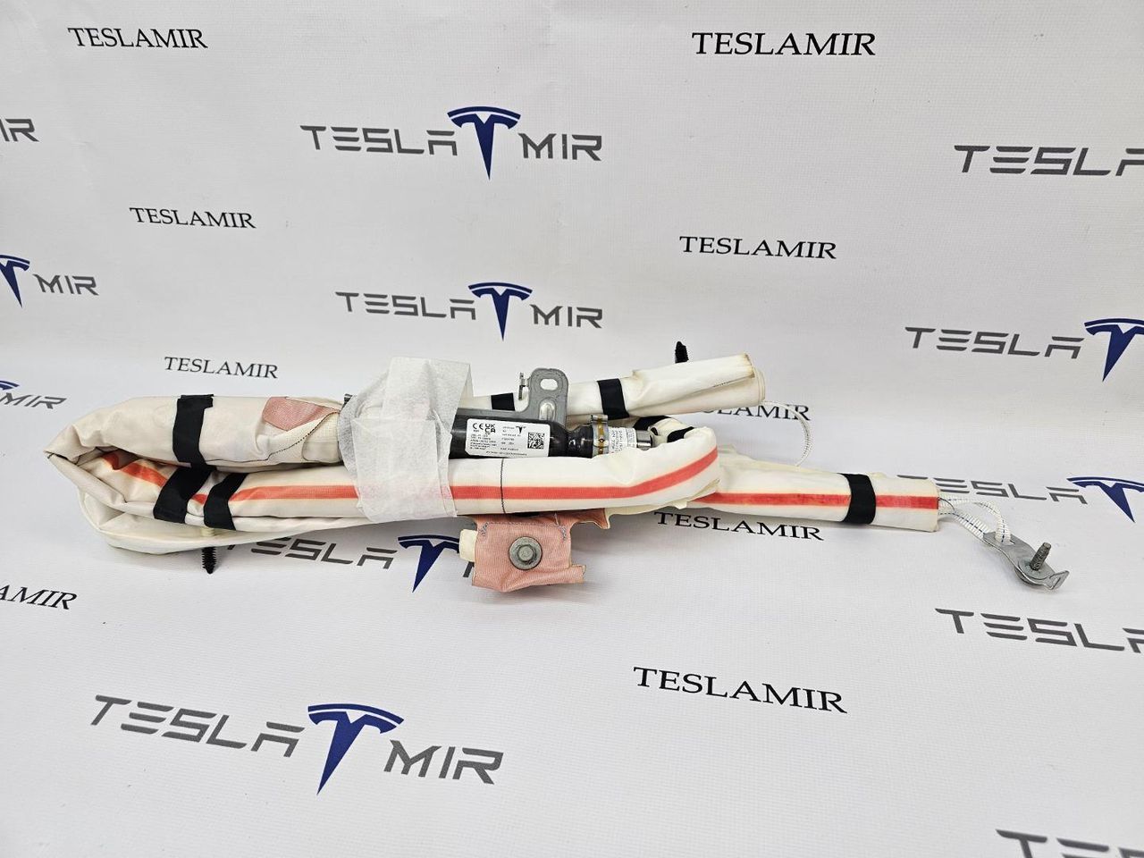 подушка безопасности боковая (шторка) Tesla Model 3 2 поколение 2025, 1744307-00 - фото №1