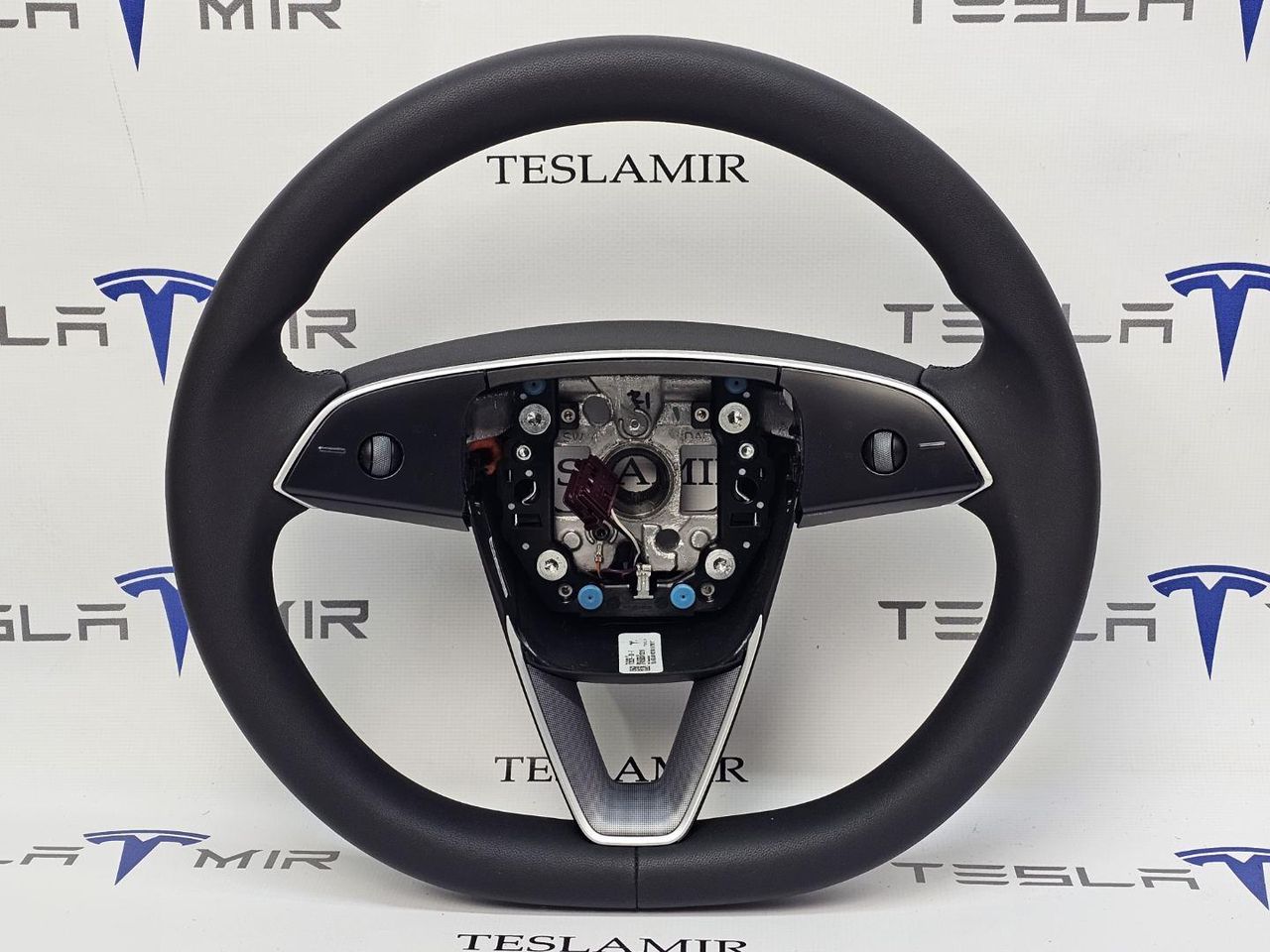 руль Tesla Model 3 2 поколение 2025, 1735339-00 - фото №1