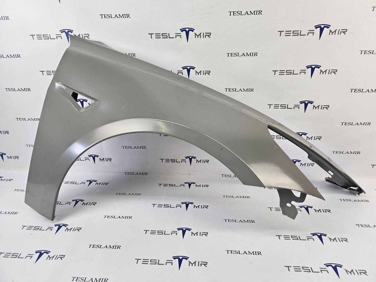 крыло переднее правое Tesla Model 3 1 поколение 2019, 1081400-E0, 1081400-01 - фото №1