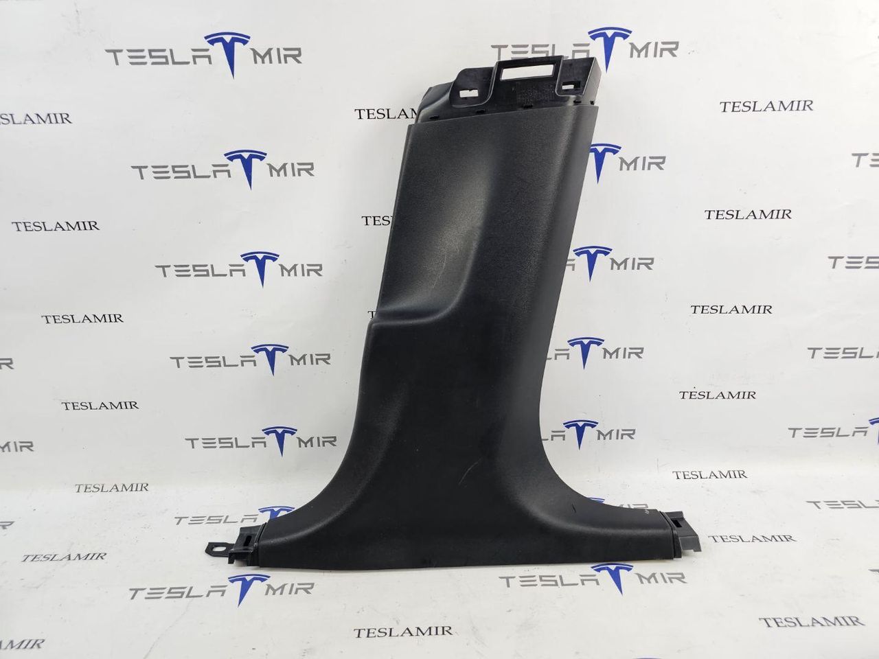 Накладка стойки B внутренняя Tesla Model 3 1 поколение 2023, 1086299-00 - фото №1