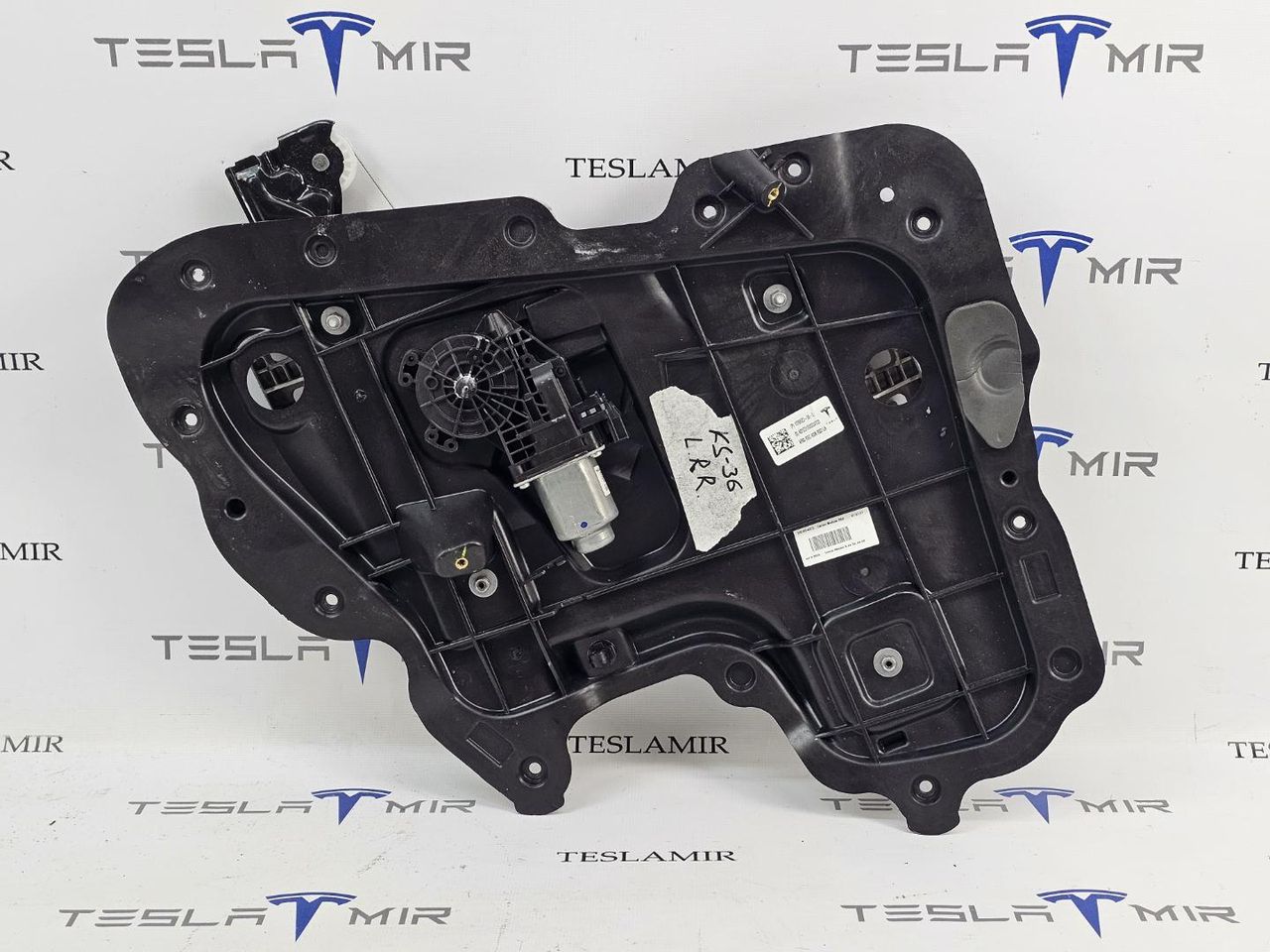 стеклоподъемник задний левый Tesla Model 3 1 поколение 2023, 1096622-00 - фото №1