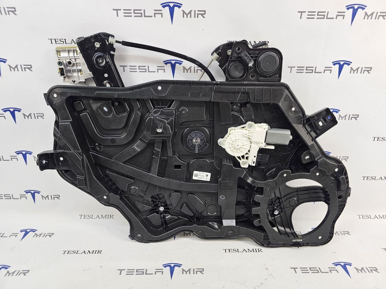 стеклоподъемник передний левый Tesla Model Y 2 поколение 2025, 1987312-98, 2005484-02 - фото №1