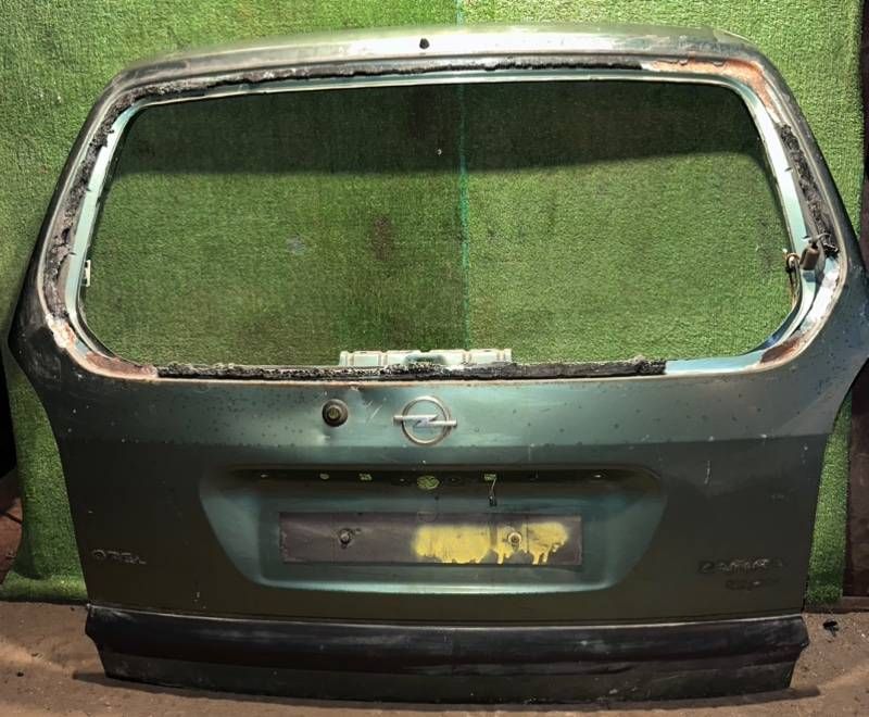 крышка багажника (дверь 3-5) Opel Zafira 1 поколение (A) 2001, 1.8 л.