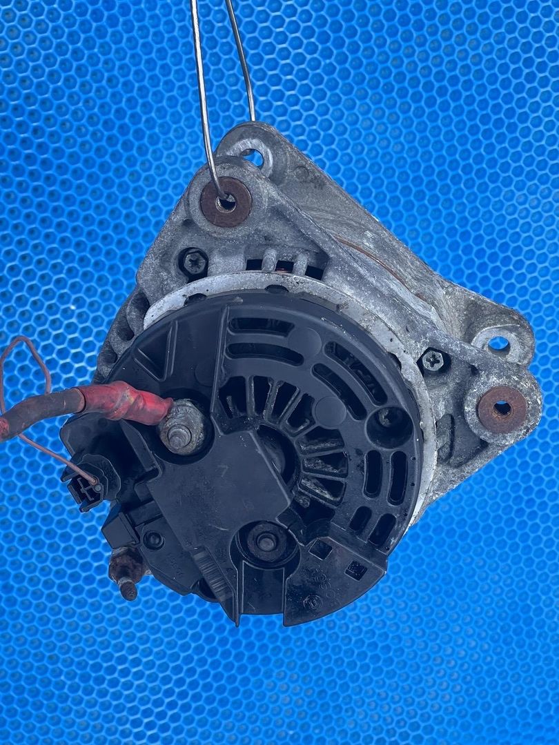 генератор Renault Duster 1 поколение 2012, 1.5 л., K9K 732, дизель, МКПП, 0124425071, 8200660033