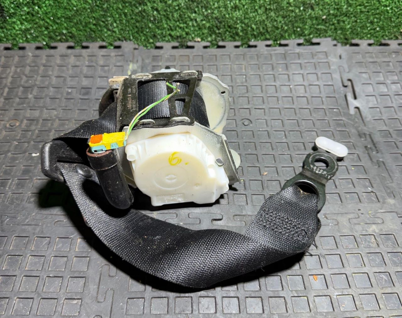 ремень безопасности Mercedes-Benz C-Класс W205/S205/C205 2014, 2.2 л., дизель, АКПП, 34134623 - фото №1