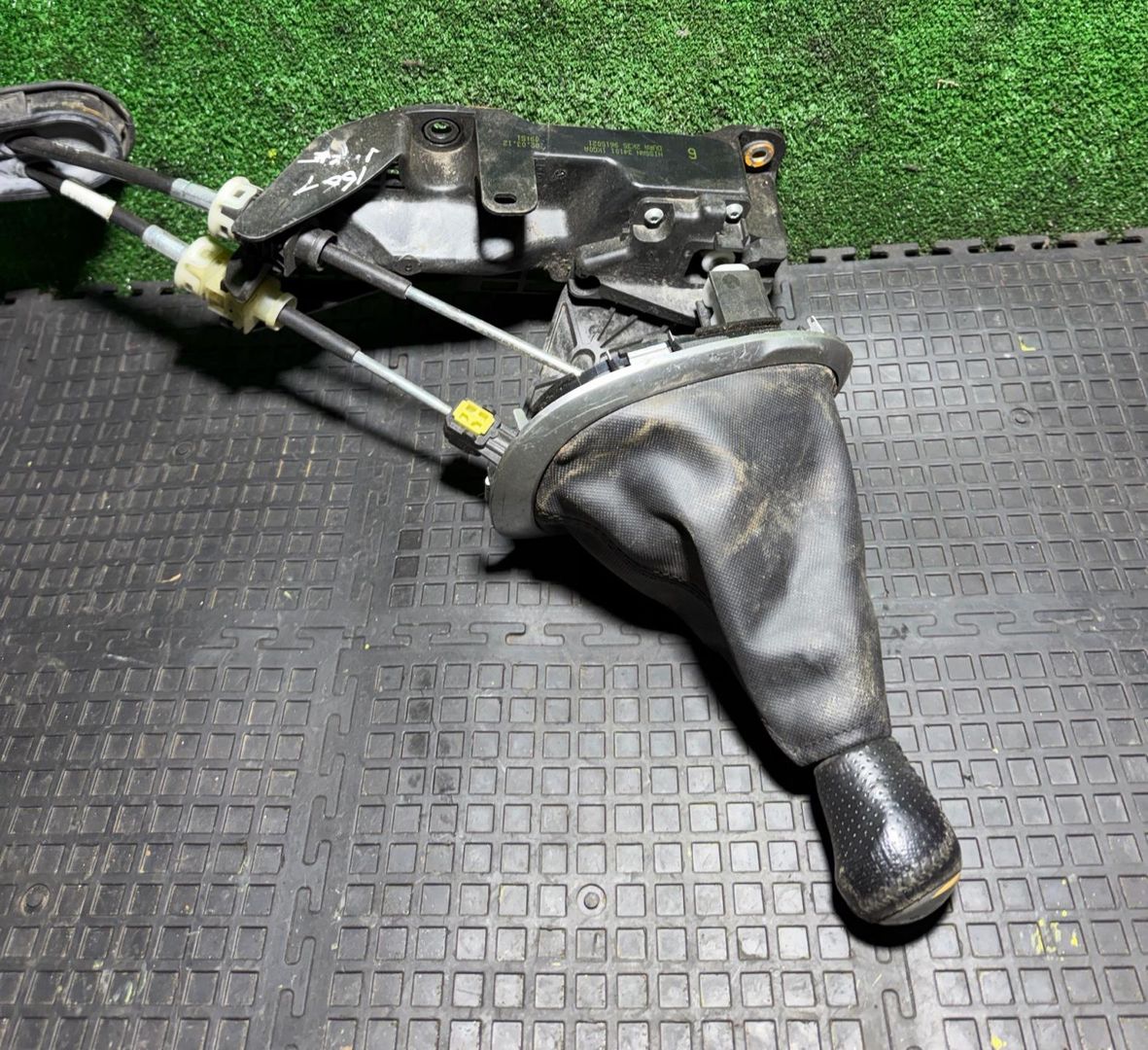 кулиса Nissan Juke YF15 [рестайлинг] 2012, 34101-1KG0A