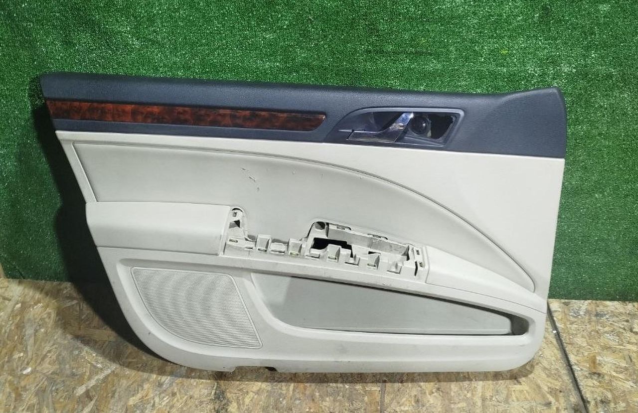 обшивка двери передняя левая Skoda Superb 2 поколение 2010, 1.8 л., бензин, МКПП, 3T2867005CD