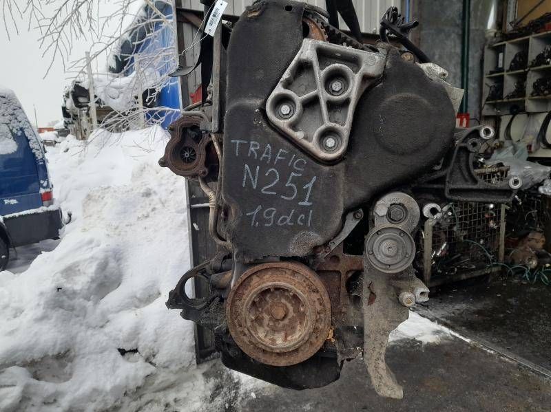 двигатель Renault Trafic 2 поколение 2004, 1.9 л., дизель, МКПП, микроавтобус, BN - фото №1