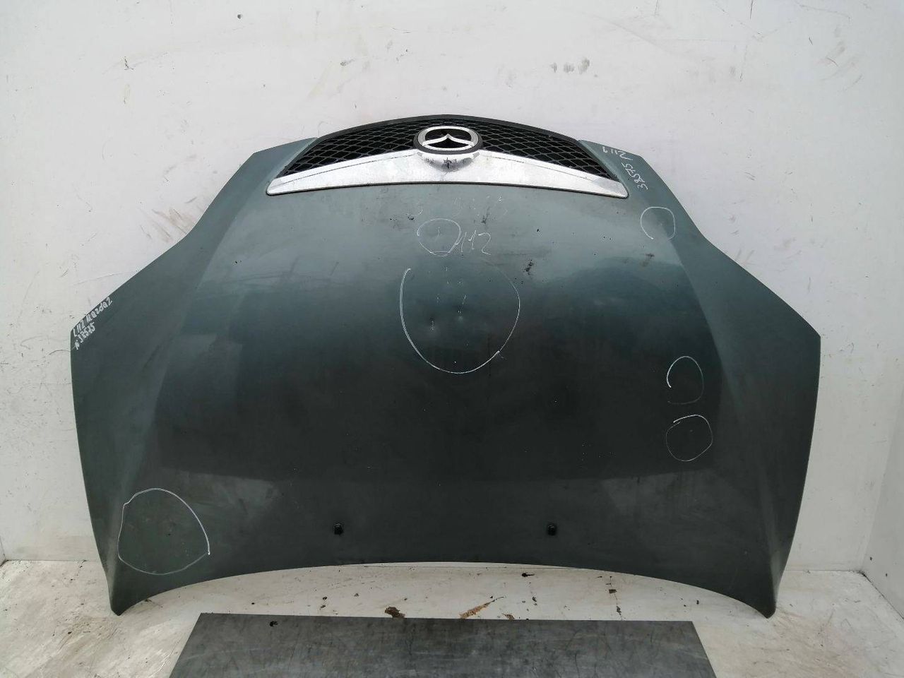 капот Mazda 2 1 поколение 2003, 1.4 л., F6JB, дизель, 5МКПП, хетчбэк 5 дв. - фото №1