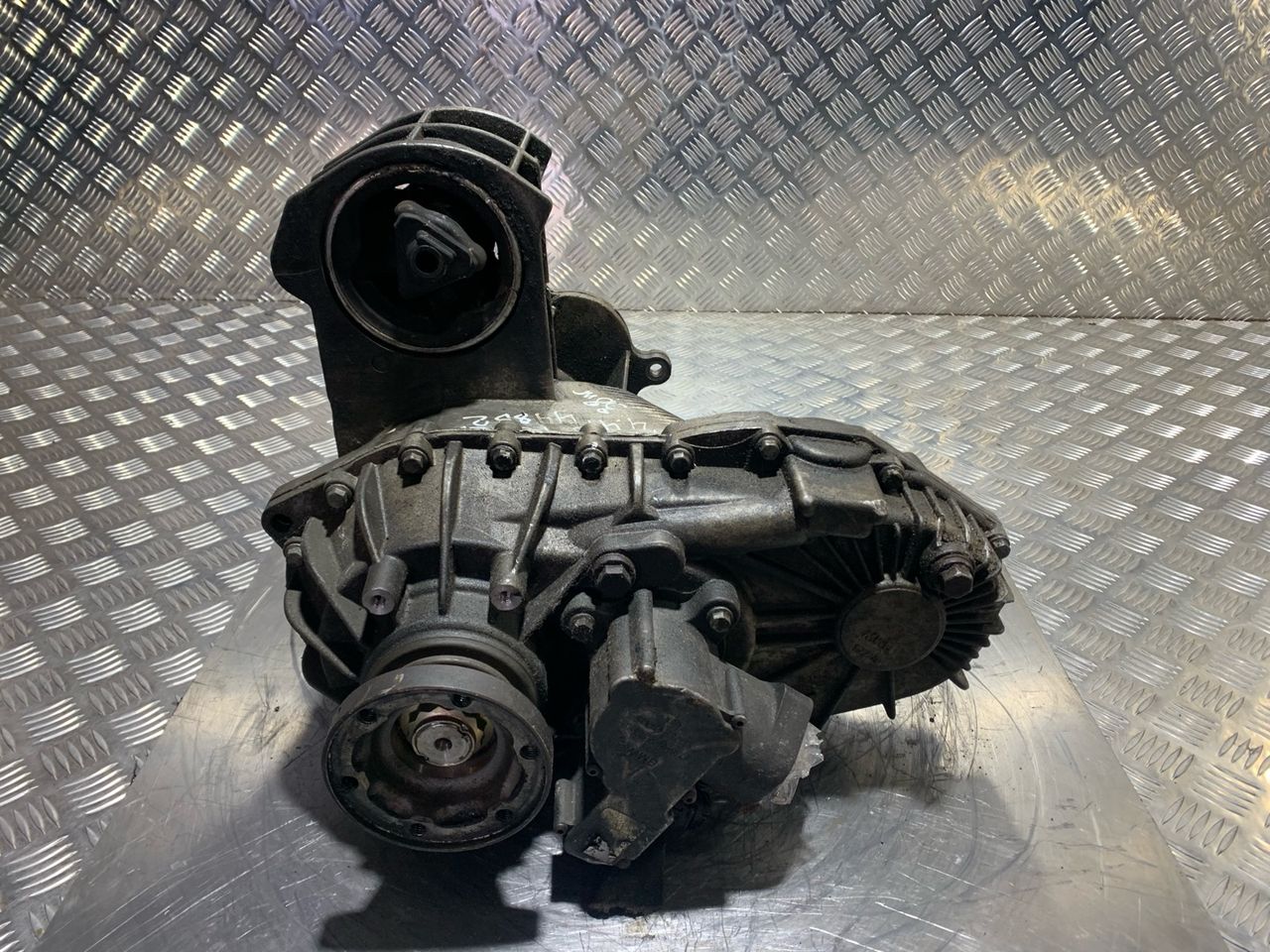 раздаточная коробка Land Rover Range Rover 3 поколение L322 (2002 - 2005), 4.4 л., i, M62 B44, бензин, IAB000033, IAB000031, IAB000033E, NV225 - фото №1