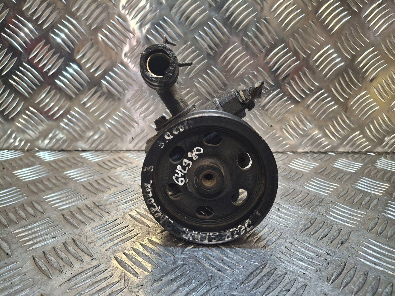 насос гидроусилителя руля Jeep Grand Cherokee WK (2004 - 2010), 3.0 л., CRD, EXL, дизель, 52124461AB, 52124461AA