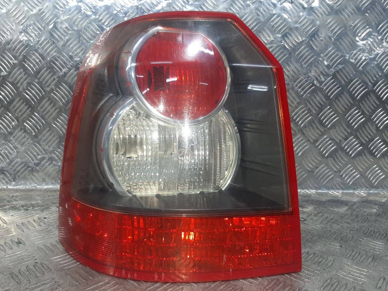 фонарь задний левый Land Rover Freelander 2 поколение (2006 - 2010), LR006130