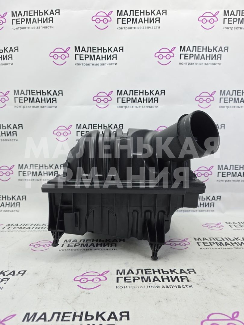 корпус воздушного фильтра BMW X1 F48 2016, 2.0 л., B47 C20 A, дизель, АКПП, alpinweiss 3 (300), передний привод, правый руль, 13718513916, 13718513944, 8513944, 8513916 - фото №1