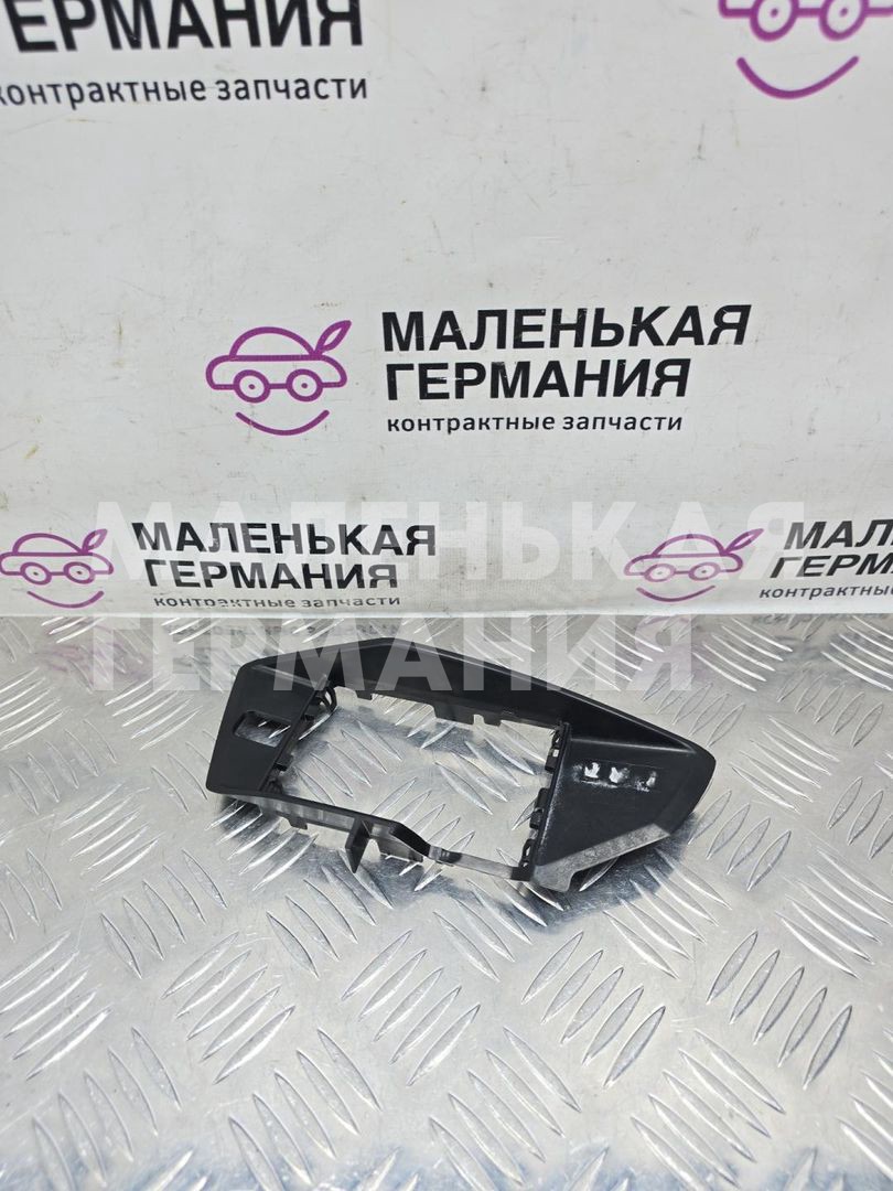 кронштейн (крепление) BMW 3 серия G20 2019, 2.0 л., B47 D20 B, дизель, 475 black sapphire metallic, полный привод, правый руль, 7933155, 51127933155 - фото №1
