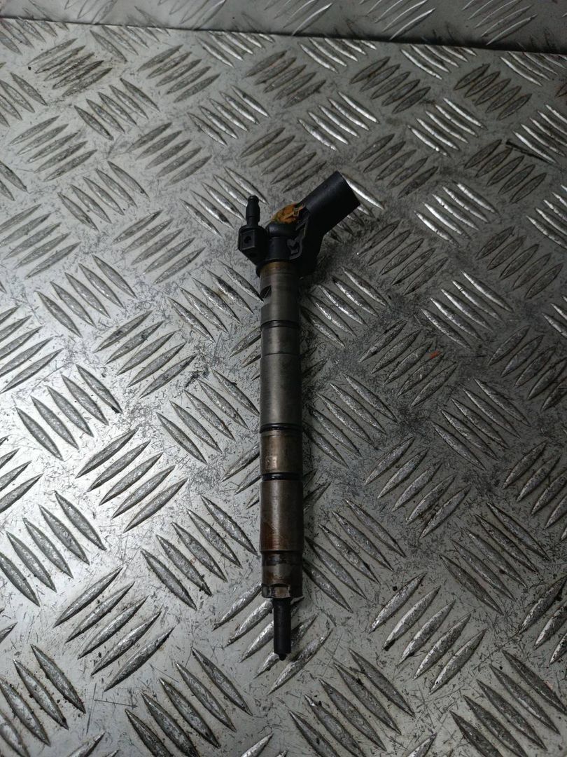 форсунка Audi A4 B7 2007, 3.0 л., TDi, ASB, дизель, 059130277BD, 0445115079 - фото №1