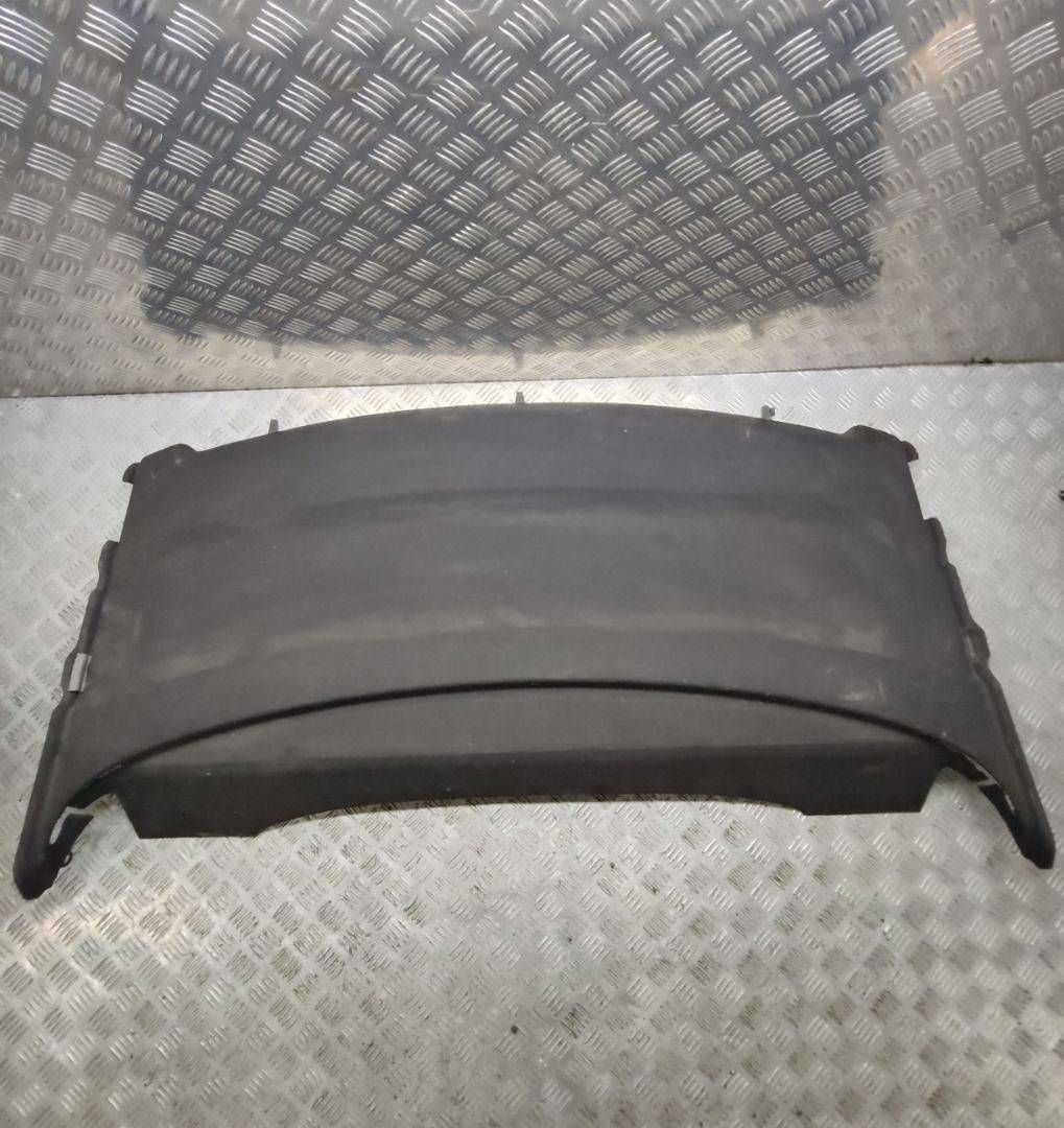 полка багажника Volkswagen Passat B6 2009, 2.0 л., TDi, CBAA, дизель, 6МКПП, серебристый, седан, передний привод, правый руль, 3C5863413AK - фото №1