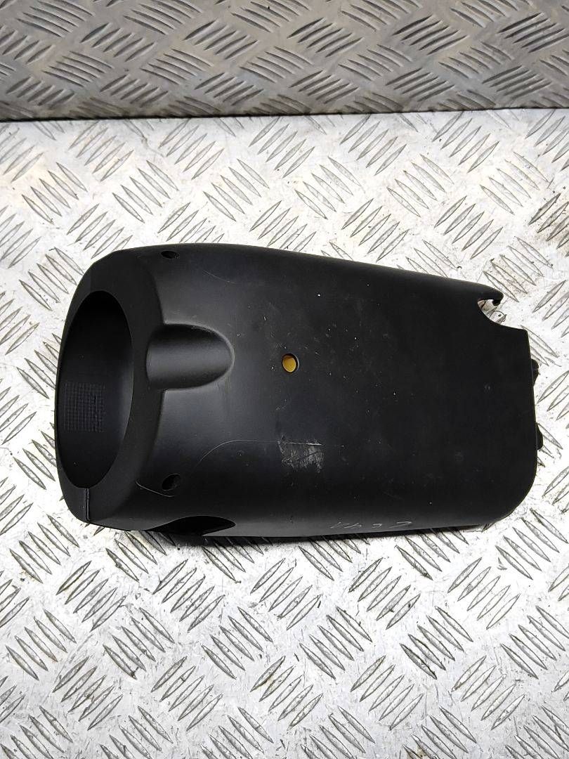 кожух рулевой колонки Audi A6 4F/C6 2006, 2.4 л., i, BDW, бензин, вариатор, чёрный, седан, передний привод, правый руль, 4F0953512E - фото №1