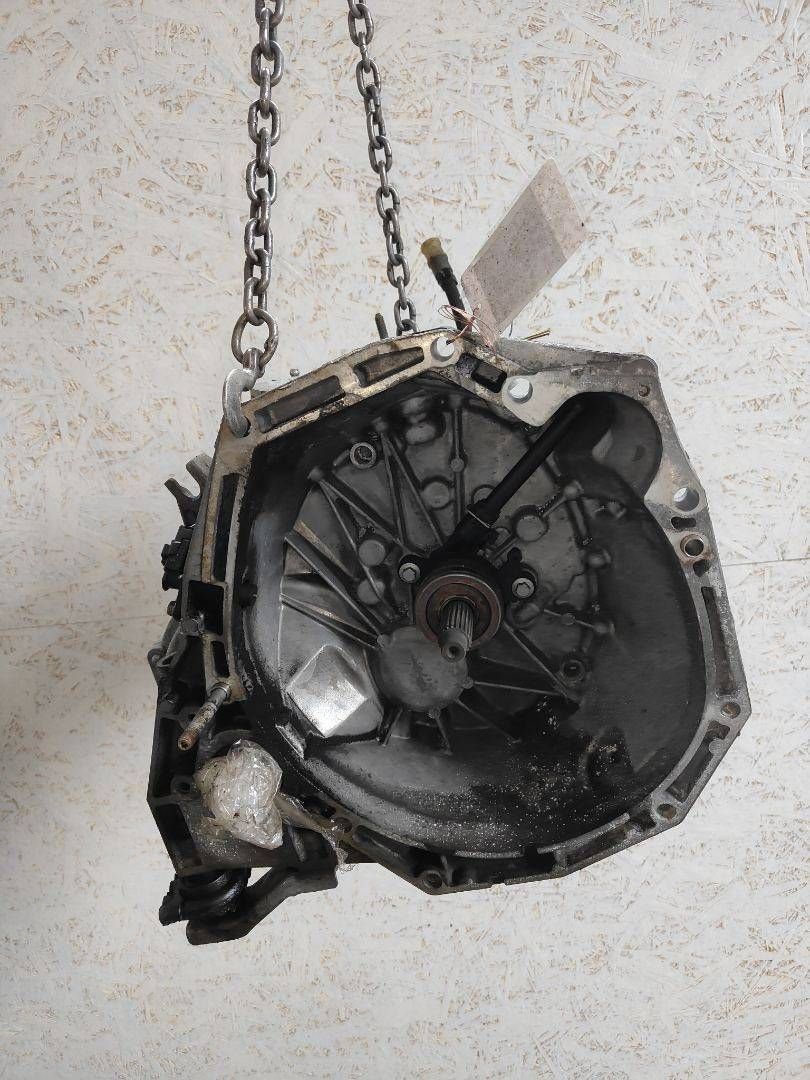 КПП механическая (МКПП) Renault Scenic 2 поколение 2006, 1.6 л., i, K4M 766, бензин, 6МКПП, передний привод, TL4015 - фото №1
