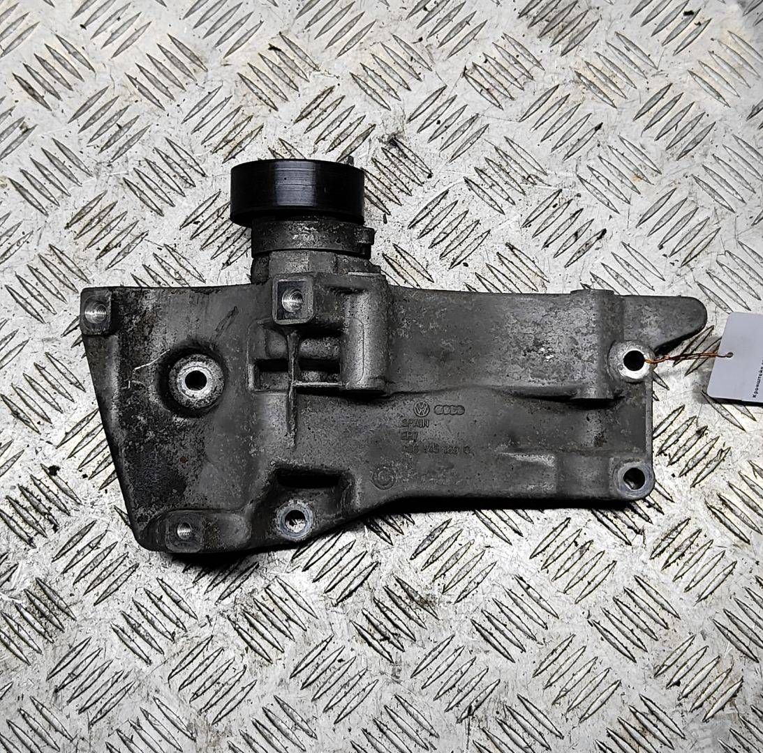 кронштейн генератора Volkswagen Polo 4 поколение 2002, 1.4 л., i, AHW, бензин, МКПП, 036145169G - фото №1