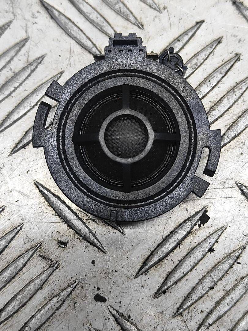 динамик двери Audi A6 4F/C6 2006, 2.4 л., i, BDW, бензин, вариатор, чёрный, седан, передний привод, правый руль, 4F0035399A - фото №1