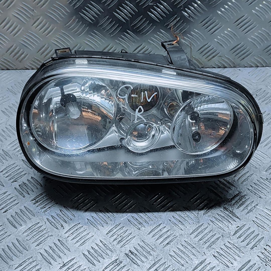 фара правая Volkswagen Golf 4 поколение 2002, синий, хетчбэк 5 дв., 15014600 - фото №1