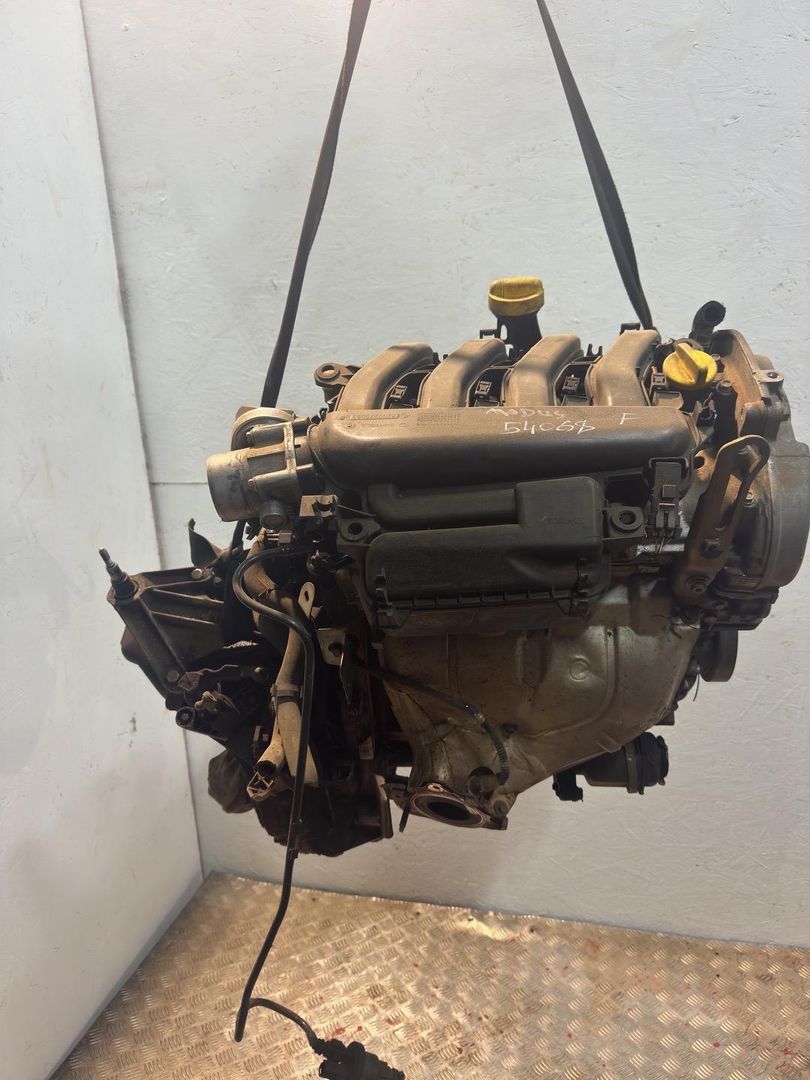 двигатель Renault Modus 1 поколение 2004, 1.6 л., K4M 794, бензин, 5МКПП, передний привод, K4M794, K4M - фото №1